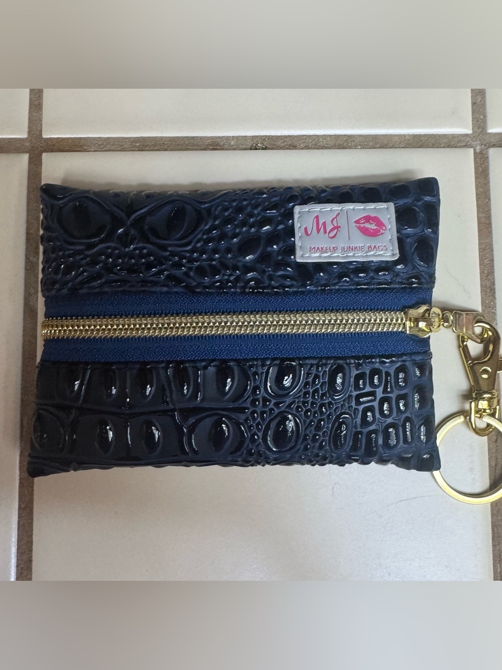 Makeup Junkie Bags Micro Navy Bubble Gator